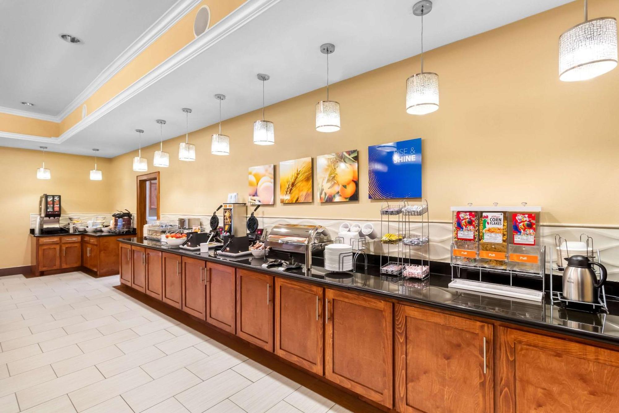 Comfort Suites At Katy Mills Ngoại thất bức ảnh