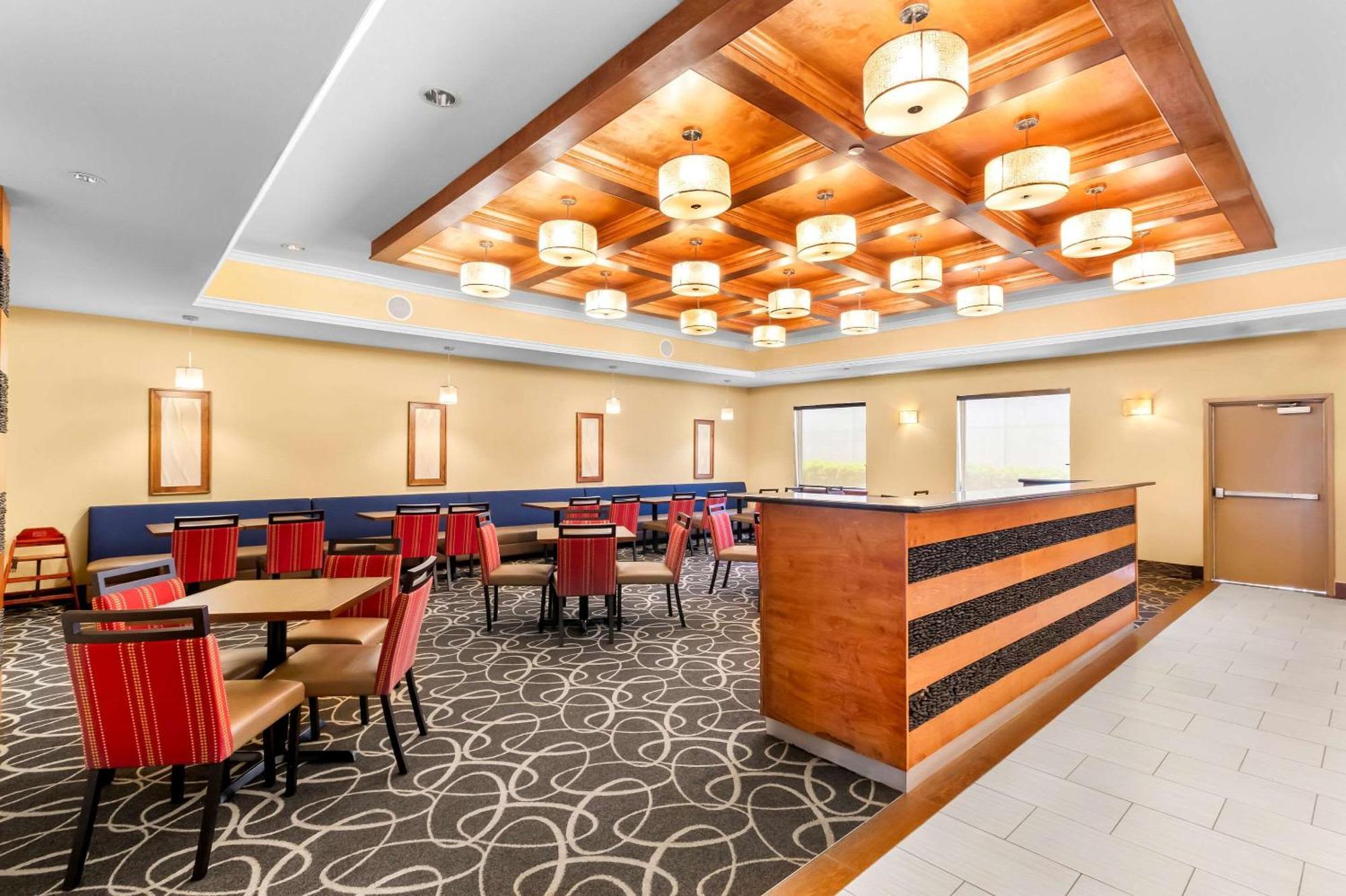 Comfort Suites At Katy Mills Ngoại thất bức ảnh